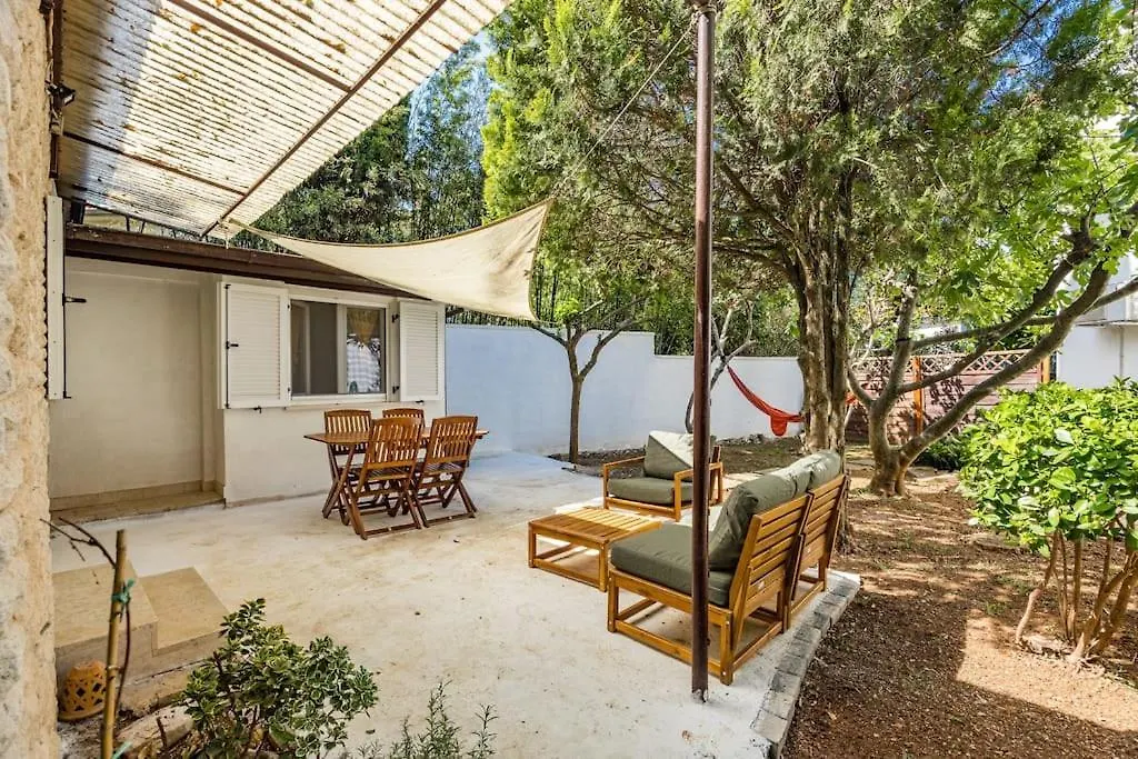 Apartment Valkane Private Garden Póla